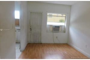 460 NW 84th St, Miami, FL 33150, Sold 07/28/17