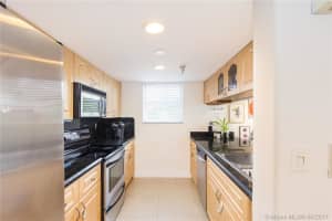 2400 SW 3rd Ave, Miami, FL 33129, Sold 08/10/17