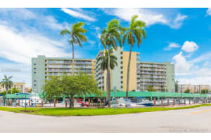 1800 NW 24th Ave, Miami, FL 33125, Sold 08/31/17
