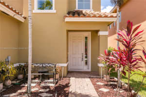 8030 Mariposa Grove Cir, West Palm Beach, FL 33411, Sold 09/25/17