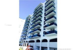 7928 West Dr, North Bay Village, FL 33141, Sold 09/04/18