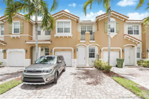 3180 NE 11th St, Homestead, FL 33033, Sold 08/28/17