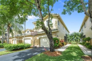 2451 Pasadena Way, Weston, FL 33327, Sold 08/03/17