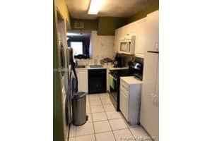 12488 NW 11th Ln, Miami, FL 33182, Sold 08/28/17