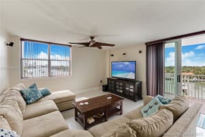 5838 Collins Ave #5b, Miami Beach, FL 33140, Sold 04/17/18