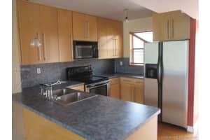 18000 NW 68th Ave #215a, Hialeah, FL 33015, Sold 10/18/17