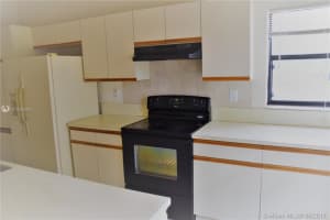 1413 Avon Ln, North Lauderdale, FL 33068, Sold 10/31/17