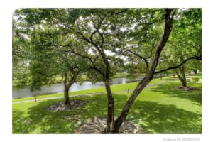 15535 Miami Lakeway N, Miami Lakes, FL 33014, Sold 10/16/17