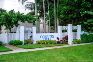 7216 SW 44th Ct, Davie, FL 33314, Sold 08/11/17