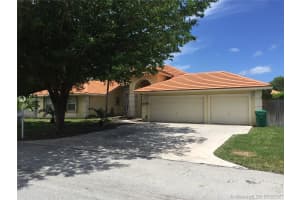 18405 SW 77th Ct, Cutler Bay, FL 33157, Sold 08/30/17