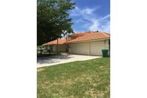 18405 SW 77th Ct, Cutler Bay, FL 33157, Sold 08/30/17