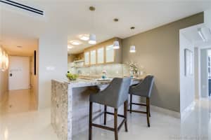 2901 S Bayshore Dr #13f, Miami, FL 33133, Sold 12/06/17