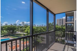 3101 N Country Club Dr, Aventura, FL 33180, Sold 11/30/17