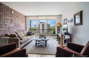 3101 N Country Club Dr, Aventura, FL 33180, Sold 11/30/17