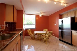 545 SE 12th St, Dania Beach, FL 33004, Sold 09/26/17