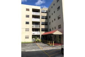 8185 NW 7th St, Miami, FL 33126, Sold 08/18/17