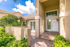 674 Spinnaker, Weston, FL 33326, Sold 09/22/17
