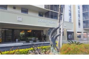 2500 NE 135th St B405, North Miami, FL 33181, Sold 01/30/18