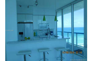 6515 Collins Ave, Miami, FL 33141, Sold 10/31/17