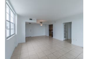 2829 Indian Creek Dr, Miami Beach, FL 33140, Sold 09/05/17