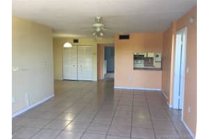 7300 Wayne Ave, Miami Beach, FL 33141, Sold 10/06/17