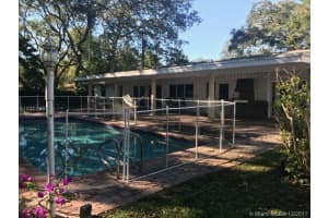 2260 NE 202nd St, Miami, FL 33180, Sold 04/02/18