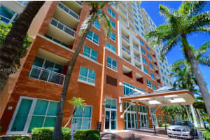 2000 N Bayshore Dr, Miami, FL 33137, Sold 10/12/17