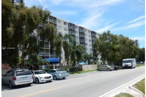 1251 NE 108th St, Miami, FL 33161, Sold 08/08/17