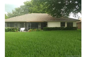 1600 W Oak Knoll Cir, Davie, FL 33324, Sold 08/03/17