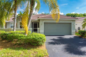 2099 Borealis Way, Weston, FL 33327, Sold 08/11/17