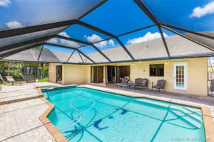 5820 SW 87th Terrace, Cooper City, FL 33328, Sold 09/01/17