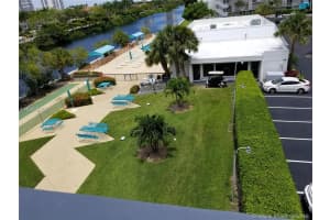 3401 N Country Club Dr, Aventura, FL 33180, Sold 11/29/18