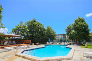 8881 Fontainebleau Blvd, Miami, FL 33172, Sold 02/01/18