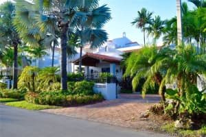 601 S Mashta Dr, Key Biscayne, FL 33149, Sold 04/11/18