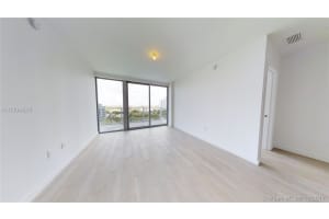 1600 SW 1st Ave, Miami, FL 33129, Sold 11/27/17