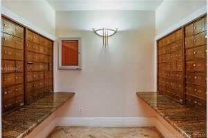 9195 Collins Ave PH 1, Surfside, FL 33154, Sold 07/31/18