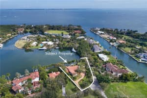 135 Leucadendra Dr, Coral Gables, FL 33156, Sold 01/28/19