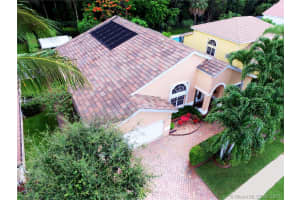 19815 NW 10th St, Pembroke Pines, FL 33029, Sold 08/11/17