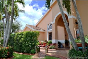 19815 NW 10th St, Pembroke Pines, FL 33029, Sold 08/11/17