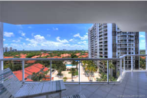 3610 Yacht Club Dr, Miami, FL 33180, Sold 07/11/18