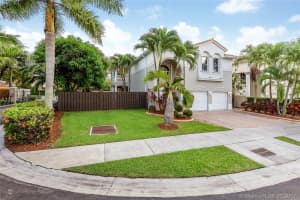 4699 NW 112th Ct, Doral, FL 33178, Sold 09/29/17