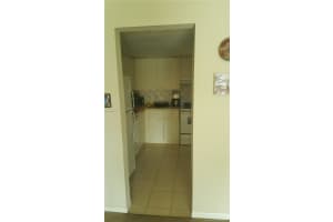 10415 N Kendall Dr APT B211, Miami, FL 33176, Sold 09/26/17