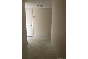 800 NE 195th St, Miami, FL 33179, Sold 12/04/17