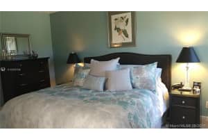 9483 NW 38th Pl, Sunrise, FL 33351, Sold 09/08/17