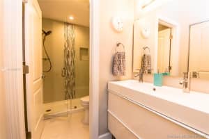 830 Sorrento Dr, Weston, FL 33326, Sold 08/24/17