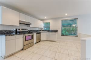 9825 NW 29th St, Doral, FL 33172, Sold 12/05/17