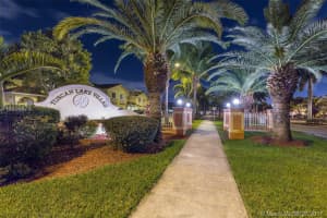 7475 NW 179th Terrace, Hialeah, FL 33015, Sold 09/05/17