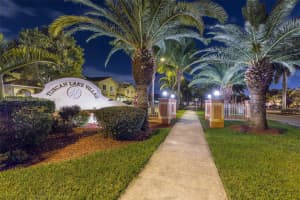 17987 NW 74th Path, Hialeah, FL 33015, Sold 10/13/17