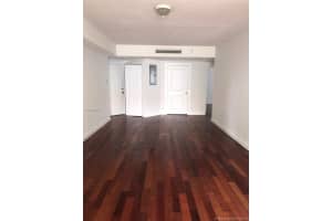 170 SE 14th St, Miami, FL 33131, Sold 10/31/17