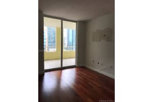 170 SE 14th St, Miami, FL 33131, Sold 10/31/17